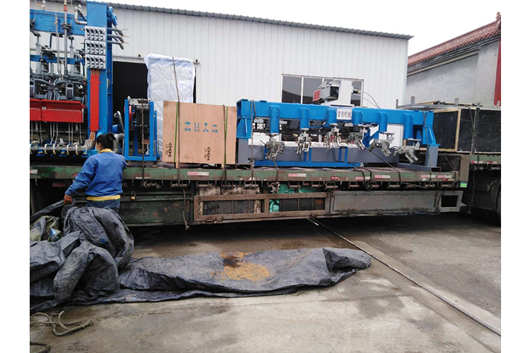 行列機(jī)，供料機(jī)發(fā)貨